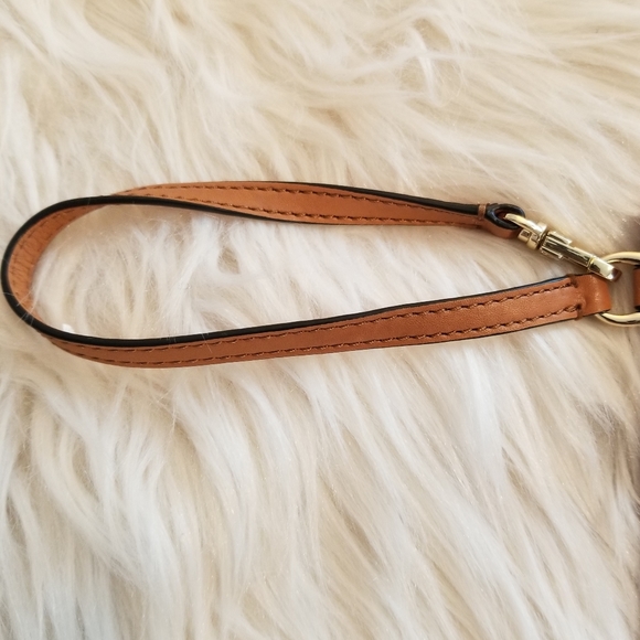 DVF Red and Pink Polka Dot Leather Envelope Wristlet - Picture 13 of 15